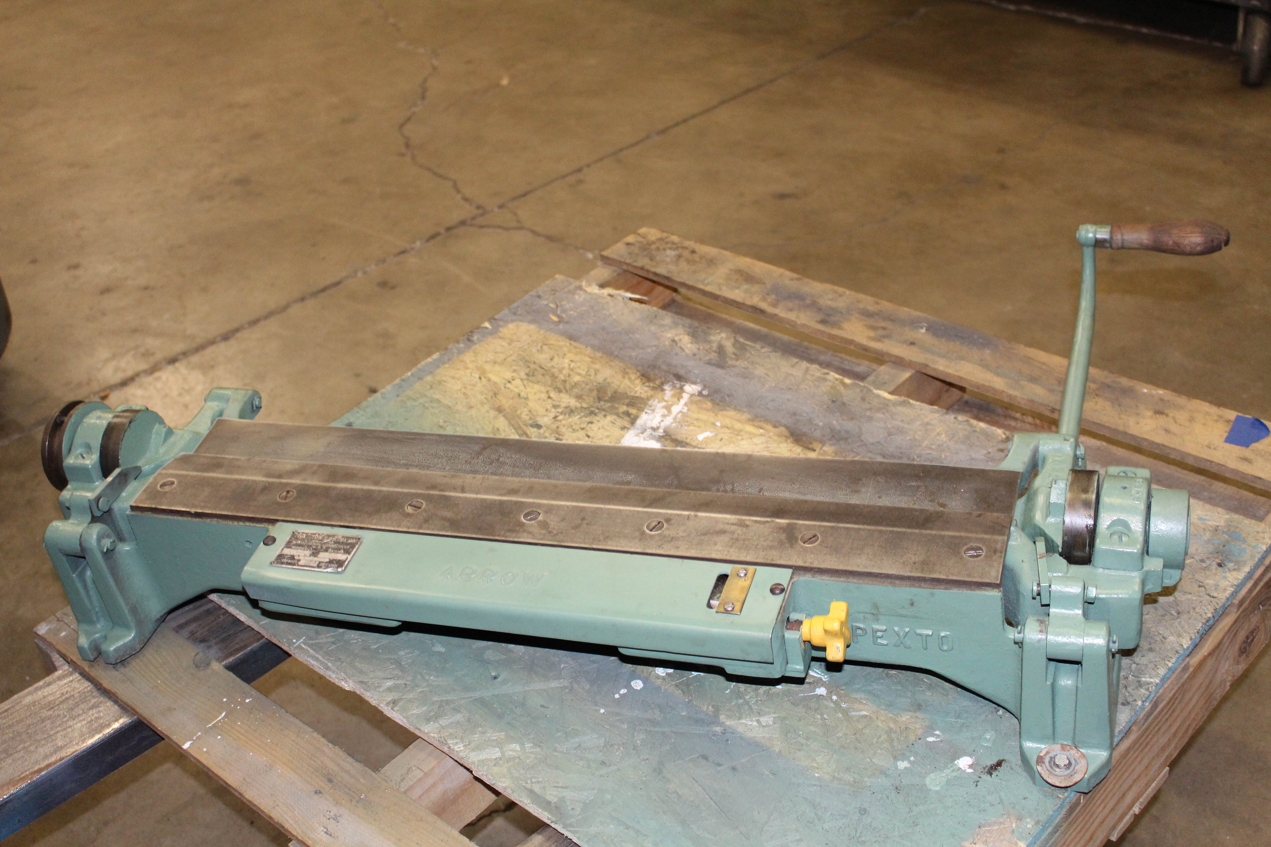 Used Roper Whitney pexto 30 inch bar folder for sale